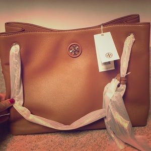 NWT $495+ Tory Burch Whipstitch Logo Tote